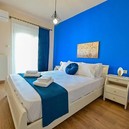Royal Blue Bycheckin * Heraklion