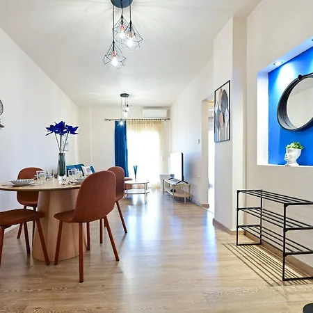 Royal Blue Bycheckin Heraklion